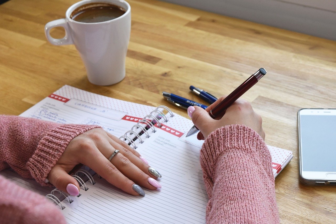 d&eacute;couvrez une morning routine efficace pour bien d&eacute;marrer votre journ&eacute;e avec &eacute;nergie et motivation.