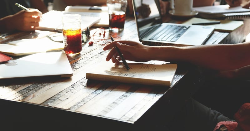 Blog d'actualités et d'informations : organiser sa veille comme un actif de l'entreprise